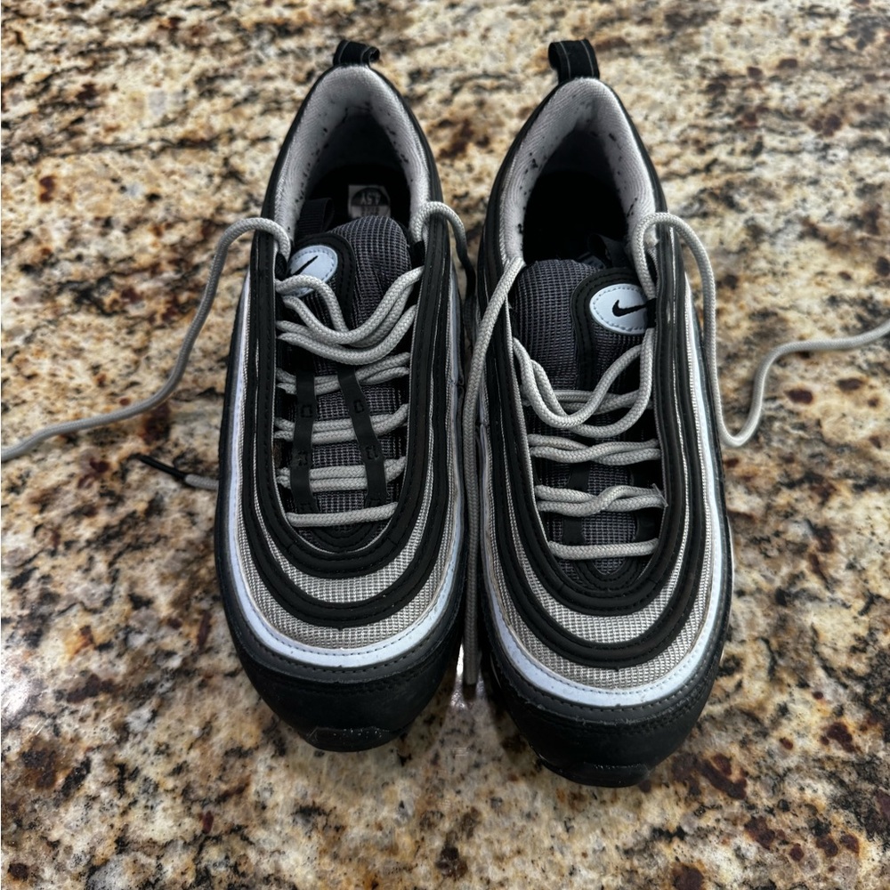 NIKE BIG KIDS AIR MAX 97 (BLACK / BLUE TINT-IRON GREY-SUMMIT WHITE)